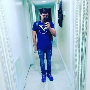 Meet your Posher, Josue